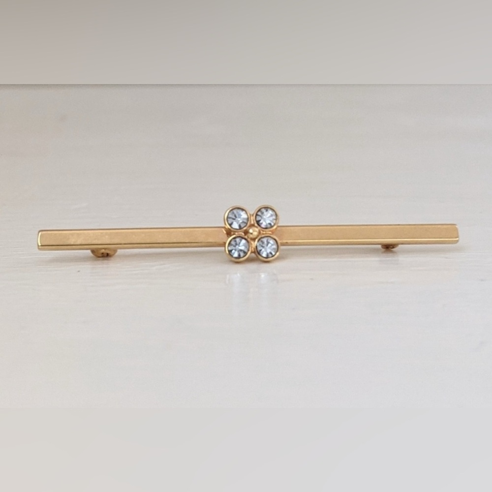 Avon Vintage 1979 "Ice Flower" Gold Tone Rhinestone Bar Brooch Pin
